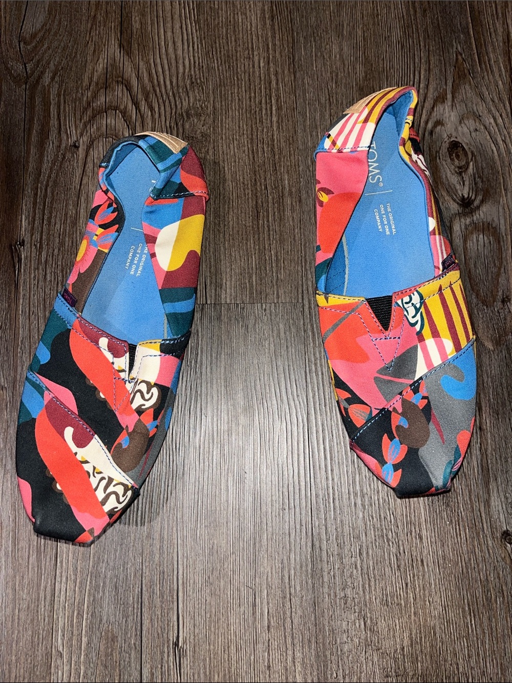 TOMS Abstract Slip-ONS
